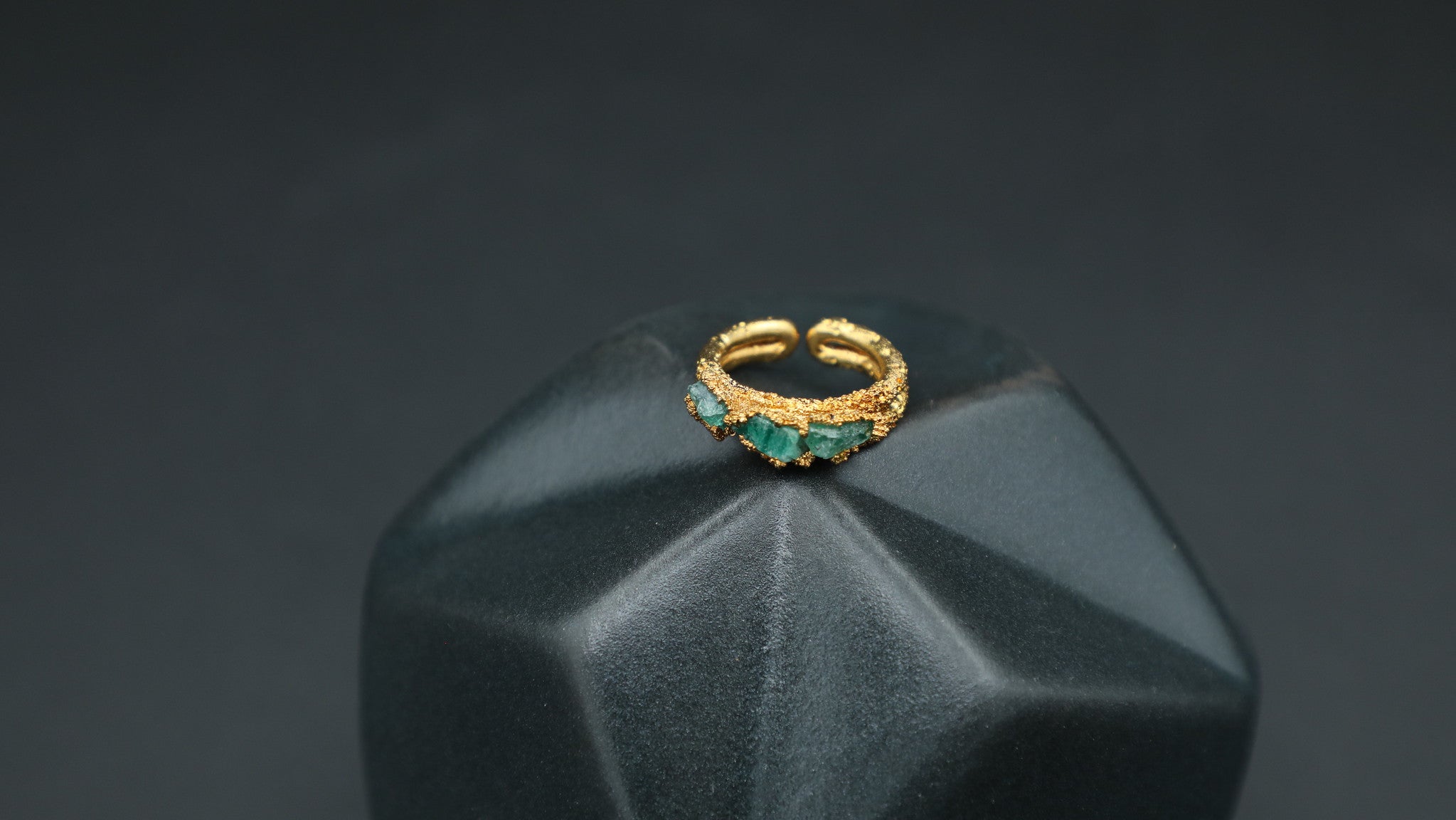 Costa Rican Rings Colombian / Puerto Rican Triple Emerald Ring – MOLAA Shop
