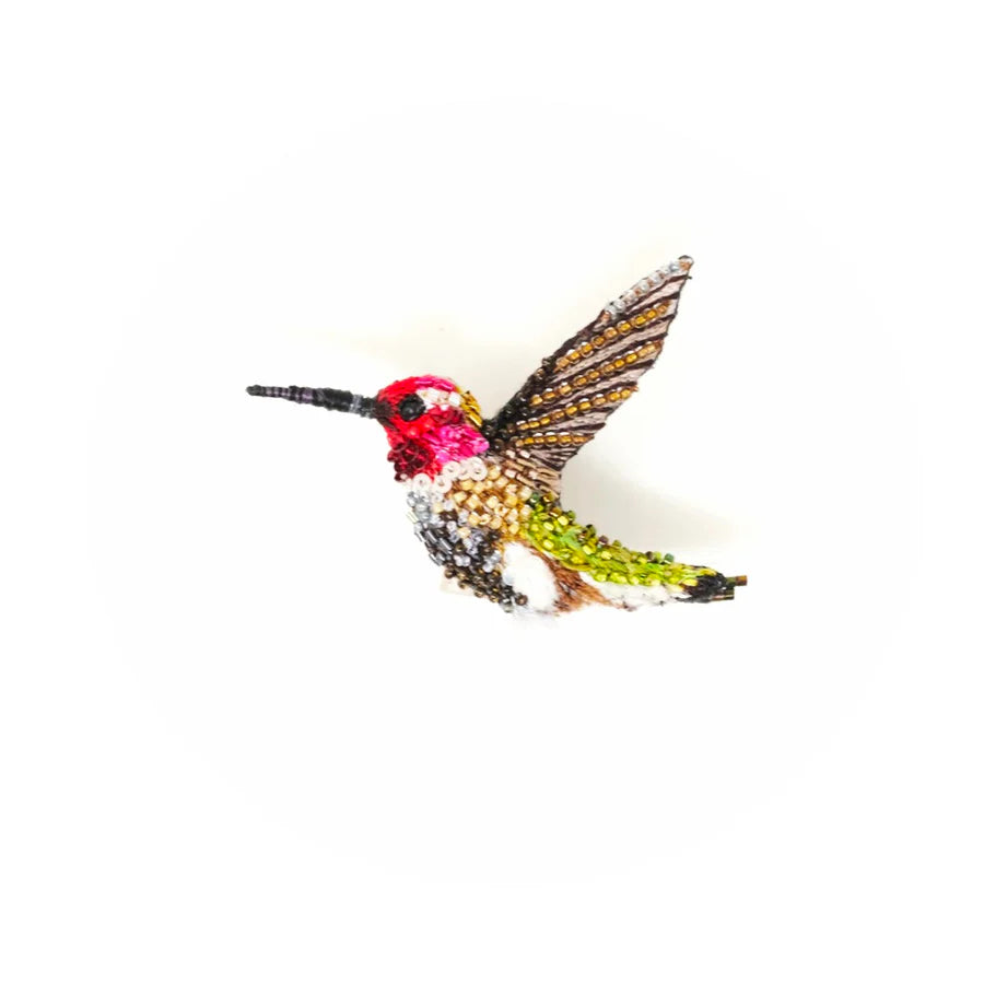 Trovelore  Sparkling Hummingbird Brooch Pin