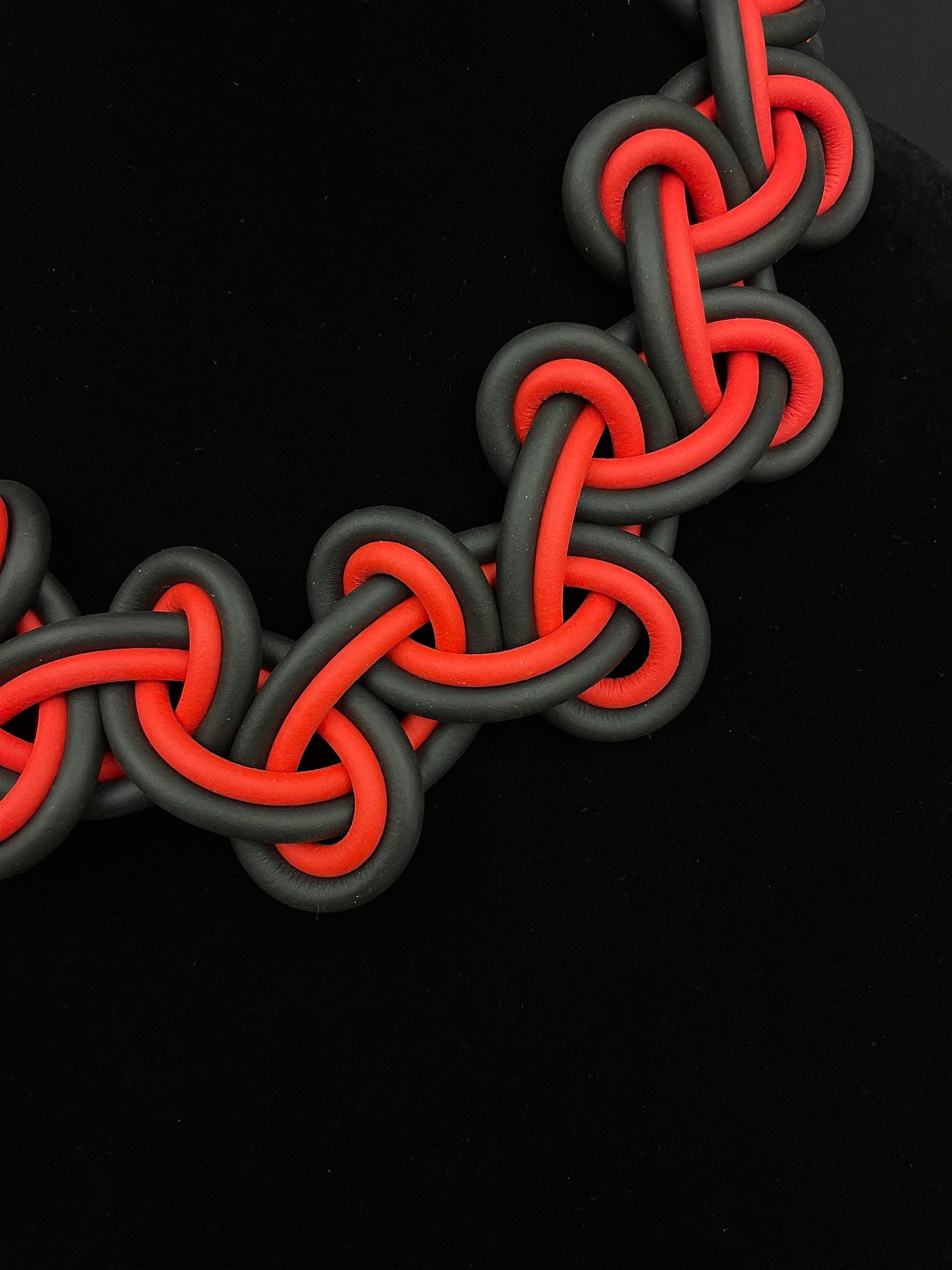Puerto Rican Loop Rubber Cable Necklace