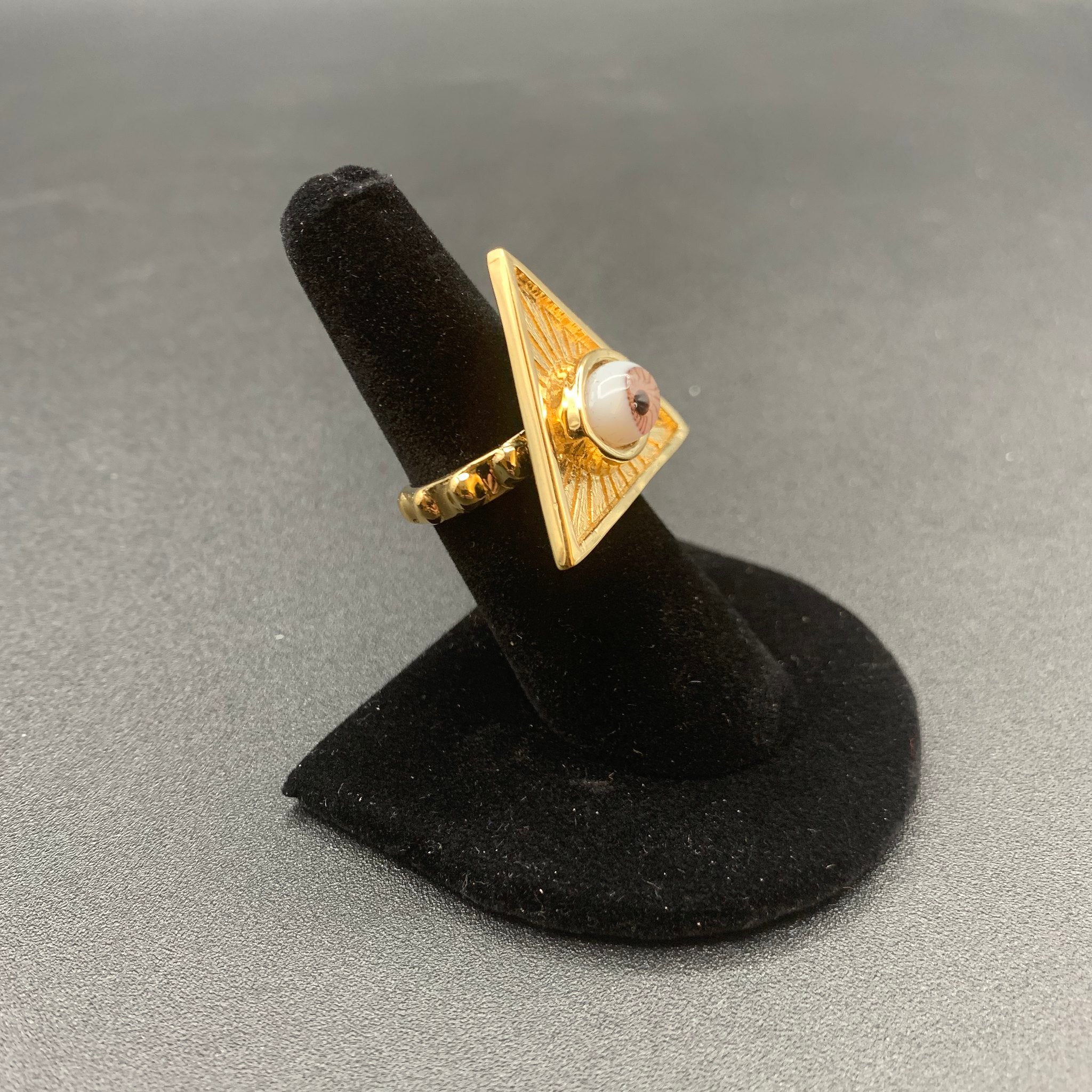 Talia Lanz - Pyramid Ring